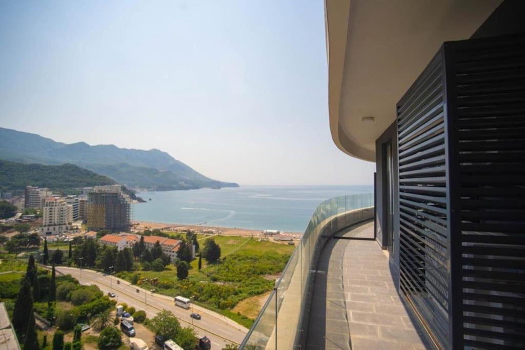 Luxury Seaview In Becici Appartement